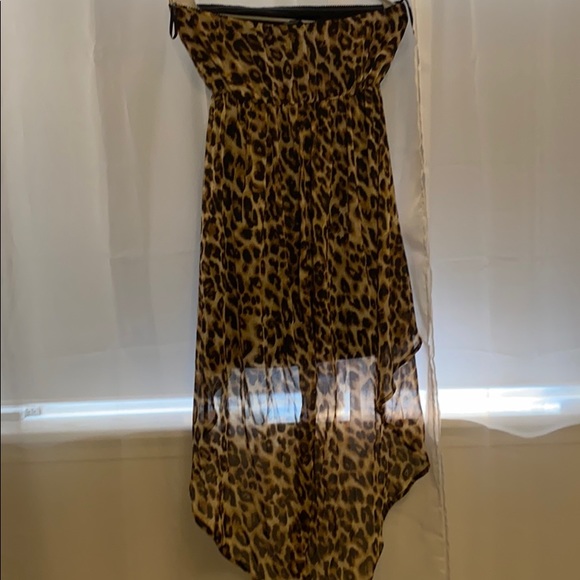High-low, leopard print dress - Picture 3 of 4
